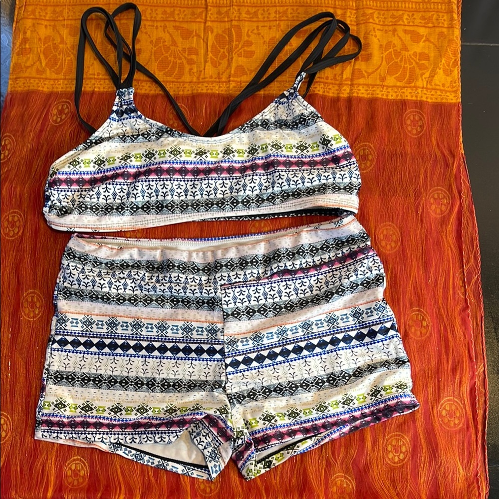 Patterned Women's swim Set large